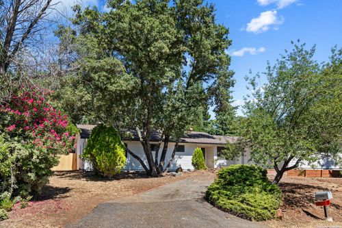 3435 La Cienega Way, Cameron Park, CA, 95682-7993 | Card Image