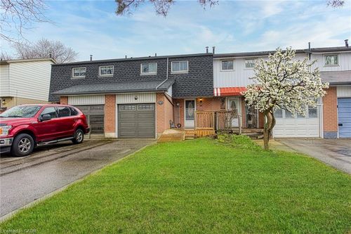202 Golden Orchard Dr, Hamilton, ON, L9C6J7 | Card Image