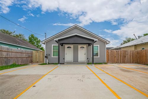 6725 Avenue K, Houston, TX, 77011-2529 | Card Image