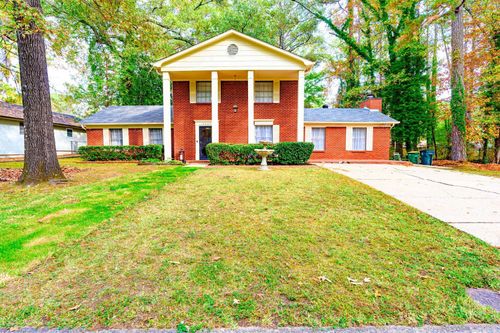 9607 Susanne Dr, Little Rock, AR, 72209-6364 | Card Image