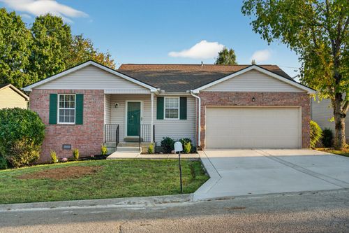 157 Bradford Cir, Hendersonville, TN, 37075-6900 | Card Image