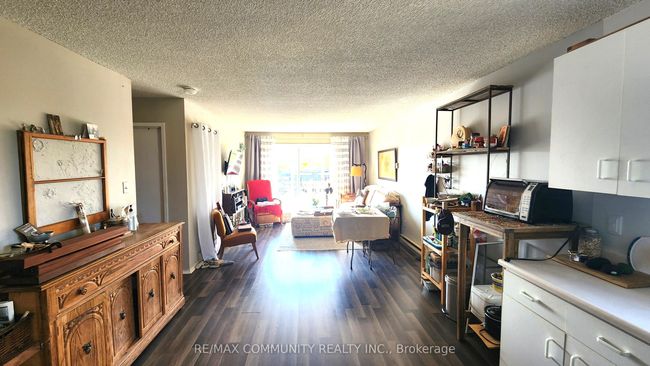 109 Lindsay St, Home with 3 bedrooms, 3 bathrooms and 8 parking in Fenelon Falls ON | Image 11