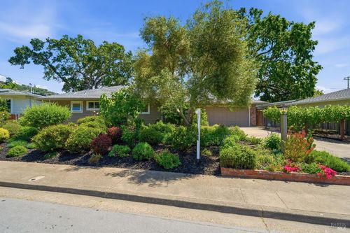2418 Grahn Drive, Santa Rosa, CA, 95404 | Card Image