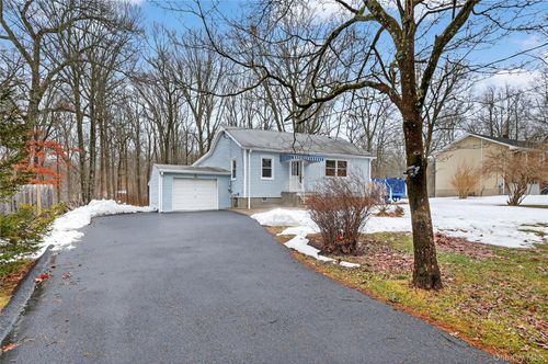 38 N 1st St, Cortlandt Mnr, NY, 10567-5255 | Card Image
