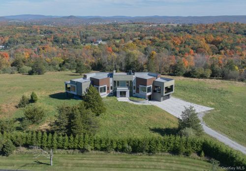 30 High Ridge Rd, Warwick, NY, 10990-2649 | Card Image