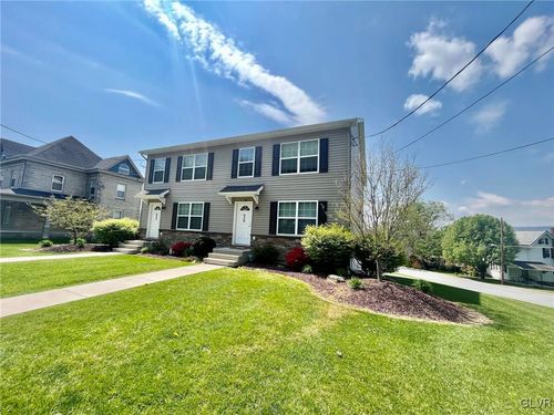 630 Lehigh Gap St, WALNUTPORT, PA, 18088-1322 | Card Image