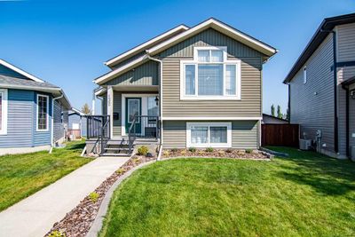 132 Oswald Close, House detached with 3 bedrooms, 3 bathrooms and 2 parking in Red Deer AB | Image 2