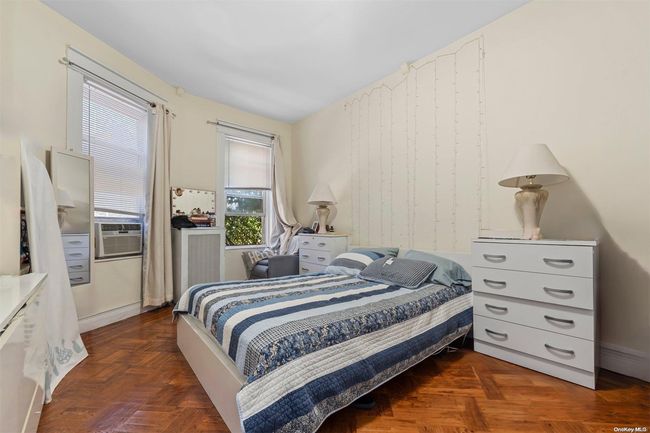 16-11 Cornelia St, Home with 7 bedrooms, 3 bathrooms and null parking in Ridgewood NY | Image 13