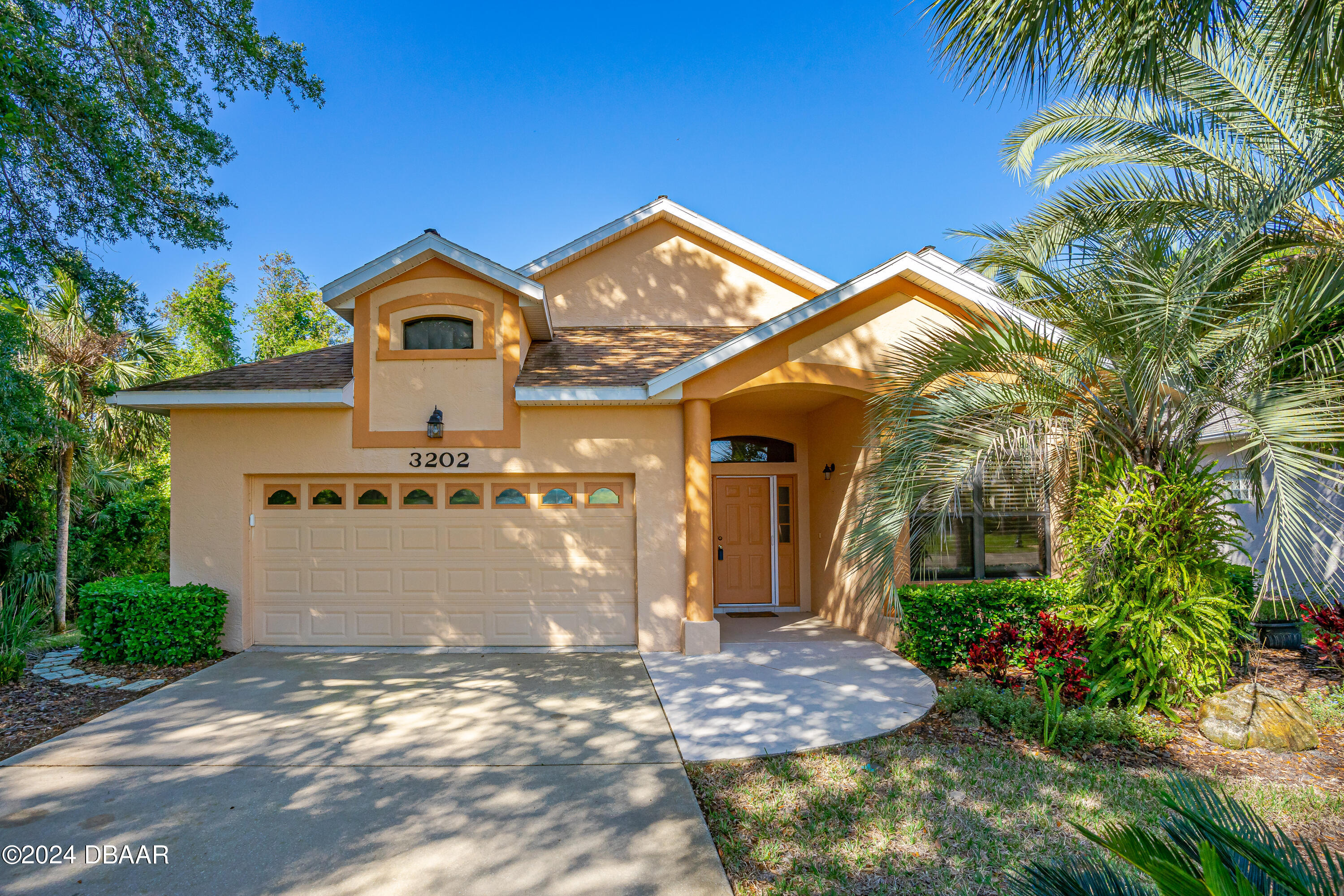 Lienster Cir, Ormond Beach, FL 32174