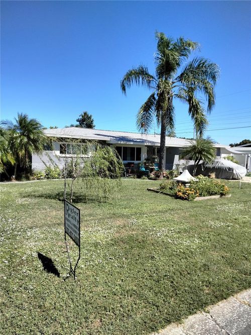 2301 Fairlane Dr, Largo, FL, 33771-1138 | Card Image