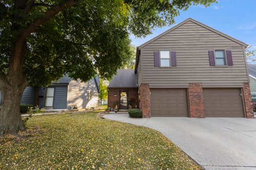 6507 W Dodge Pl, Milwaukee, WI, 53220-1832 | Card Image