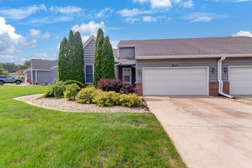 810 Pheasant Dr, Crown Point, IN, 46307 | Card Image