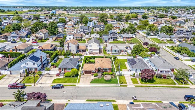 Aerial view of residential area | Image 33
