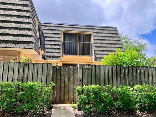 2610 26th Way, West Palm Beach, FL, 33407-6727 | Card Image