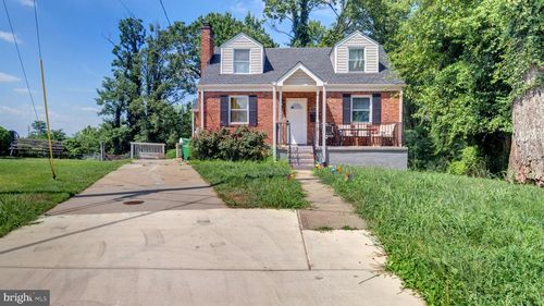1604 Woodhill Ct, Hyattsville, MD, 20785-3854 | Card Image