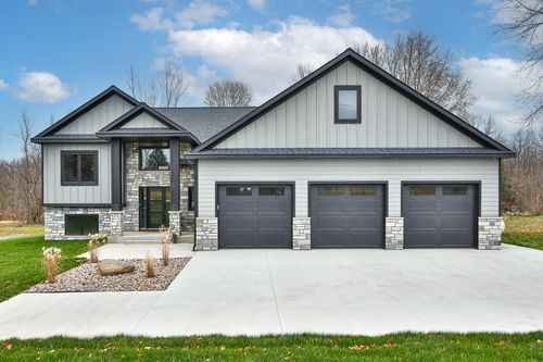 1218 Highway St N, Dodge Center, MN, 55927-2700 | Card Image