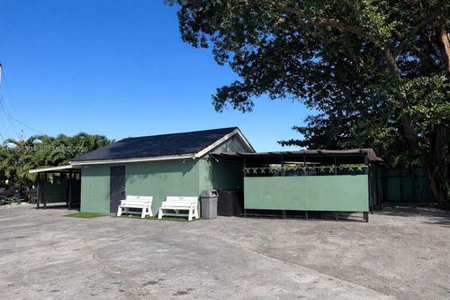 21855 S Dixie Hwy, MIAMI, FL, 33170-2867 | Card Image