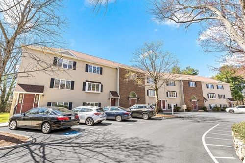 203-305 Salem St, Woburn, MA, 01801-2785 | Card Image