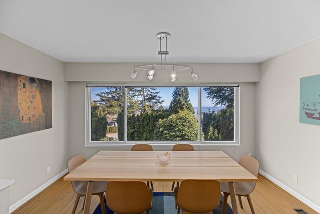 905 Greenwood Rd, House other with 4 bedrooms, 3 bathrooms and 4 parking in West Vancouver BC | Image 10
