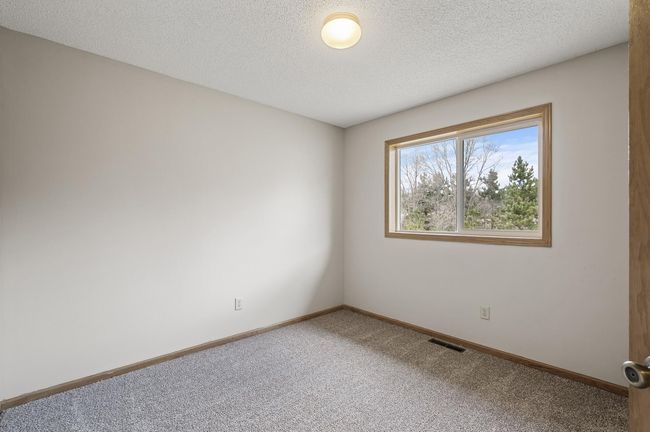 11095 187 Th Ave Nw, Townhouse with 3 bedrooms, 2 bathrooms and null parking in Elk River MN | Image 15