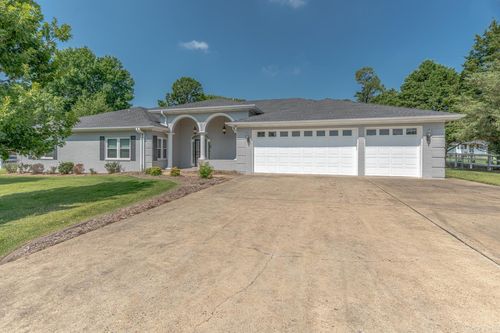 1725 Paragould Dr, Jonesboro, AR, 72405-8483 | Card Image