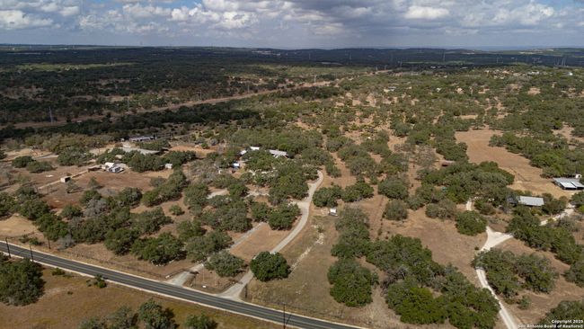 6005 W Ammann Rd, Home with 5 bedrooms, 5 bathrooms and null parking in Bulverde TX | Image 4