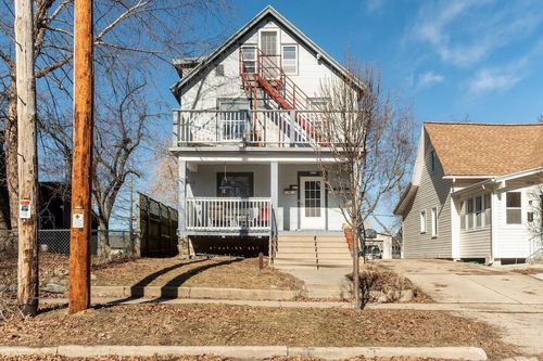 1332 E Dayton Street, Madison, WI, 53703 | Card Image