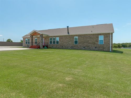 970589 S Highway 18, Chandler, OK, 74834-4201 | Card Image