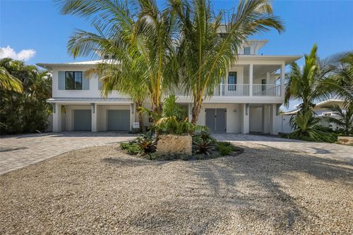 227 S Harbor Dr, HOLMES BEACH, FL, 34217-1930 | Card Image
