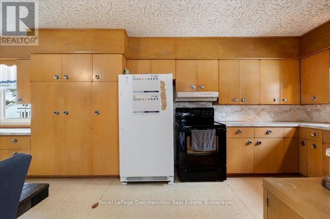 4793 46 Line, House other with 5 bedrooms, 2 bathrooms and 5 parking in Rostock ON | Image 9