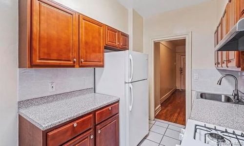 apt-2e-15517 Sanford Ave, Flushing, NY, 11355-1117 | Card Image