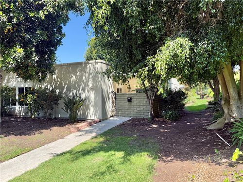 c-3001 Via Buena Vis, Laguna Woods, CA, 92637-0623 | Card Image
