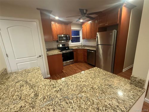 192 S Long Beach Rd, Rockville Centre, NY, 11570-5625 | Card Image