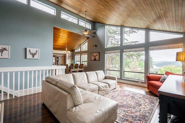6 Elsdon Bay, House other with 5 bedrooms, 3 bathrooms and 8 parking in Port Moody BC | Image 10