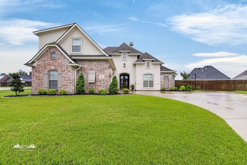 260 Arrowhead Dr, Bossier City, LA, 71111-8230 | Card Image