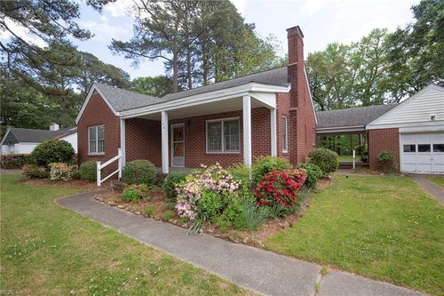 1152 Melvin Dr, Portsmouth, VA, 23701-1339 | Card Image
