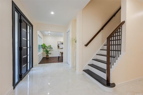 410 Church Ave, Woodmere, NY, 11598-2818 | Card Image