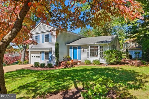 2037 Freedom Ln, FALLS CHURCH, VA, 22043-1805 | Card Image