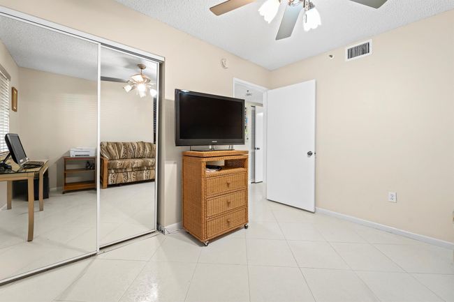 APT-105 - 14112 Huntington Pointe Dr, Condo with 2 bedrooms, 2 bathrooms and null parking in Delray Beach FL | Image 21