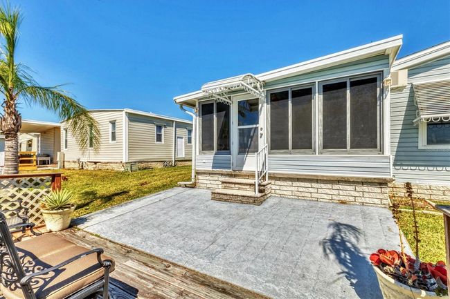 Open Patio and Deck | Image 28