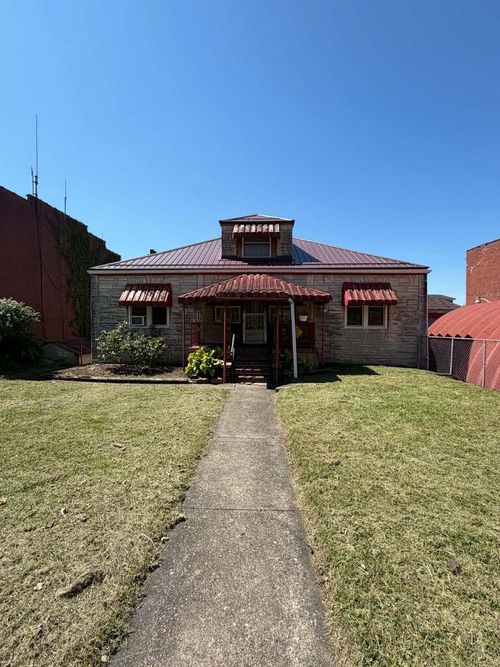 809 Marshall St, McMechen, WV, 26040 | Card Image