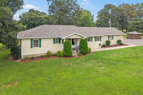 7270 Greenville Rd, Hopkinsville, KY, 42240-8423 | Card Image