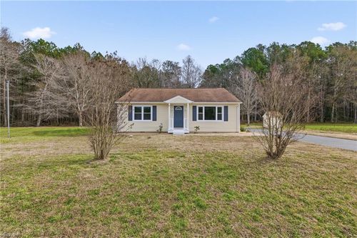 5225 Crumpler Rd, Ivor, VA, 23866-2804 | Card Image