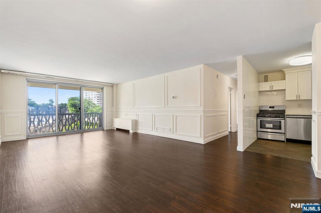 Residential in Fort Lee 2