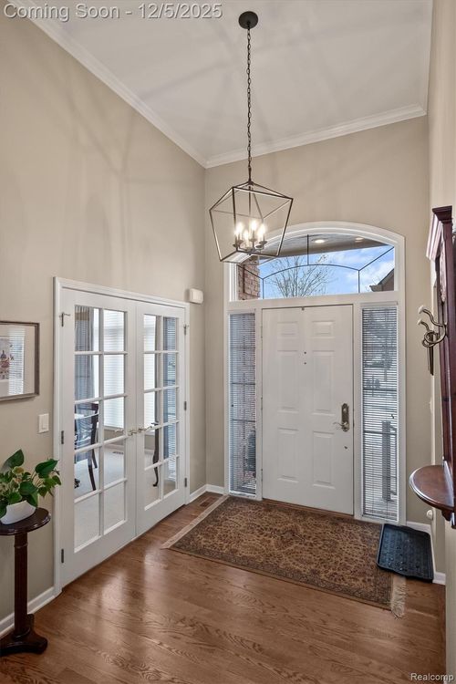 3422 Paramount Ln, Auburn Hills, MI, 48326-3963 | Card Image