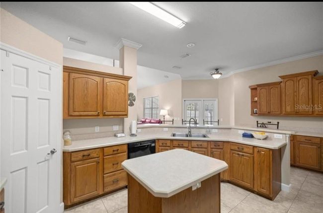 5425 Se 44 Th Cir, House other with 3 bedrooms, 2 bathrooms and null parking in OCALA FL | Image 8