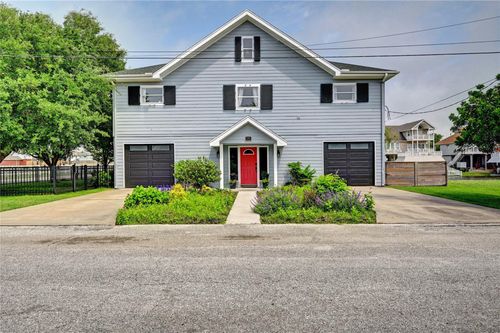 12802 E Conquistador Dr, Galveston, TX, 77554-1431 | Card Image