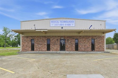 401 W College Street, Lake Charles, LA, 70605 | Card Image