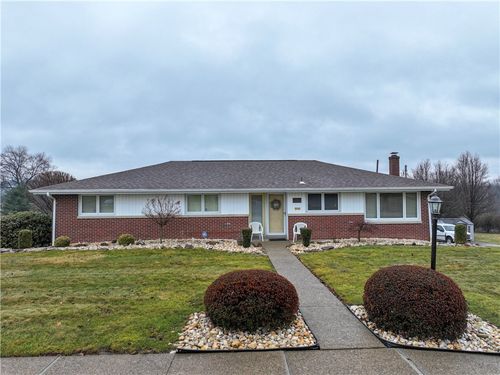 201 Elmtree Rd, New Kensington, PA, 15068-4602 | Card Image