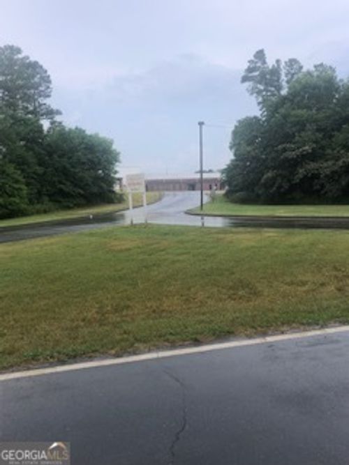 318 Gordon St, Fairmount, GA, 30139-2906 | Card Image